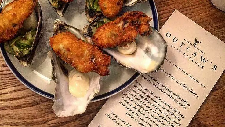 outlaws fish kitchen food
