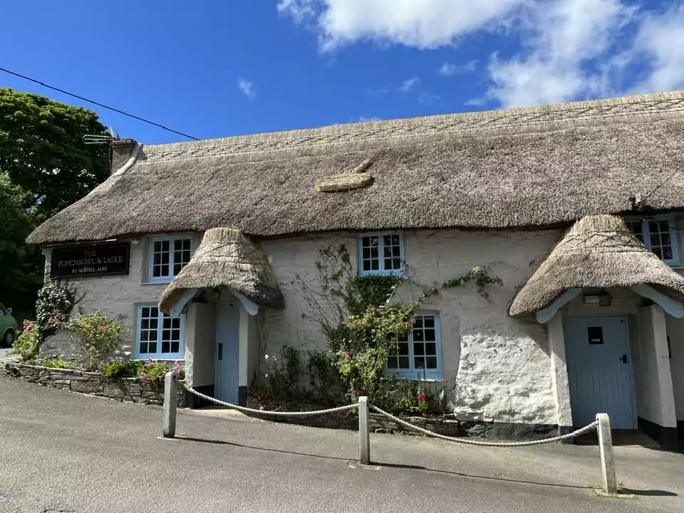 punchbowl and ladle pub