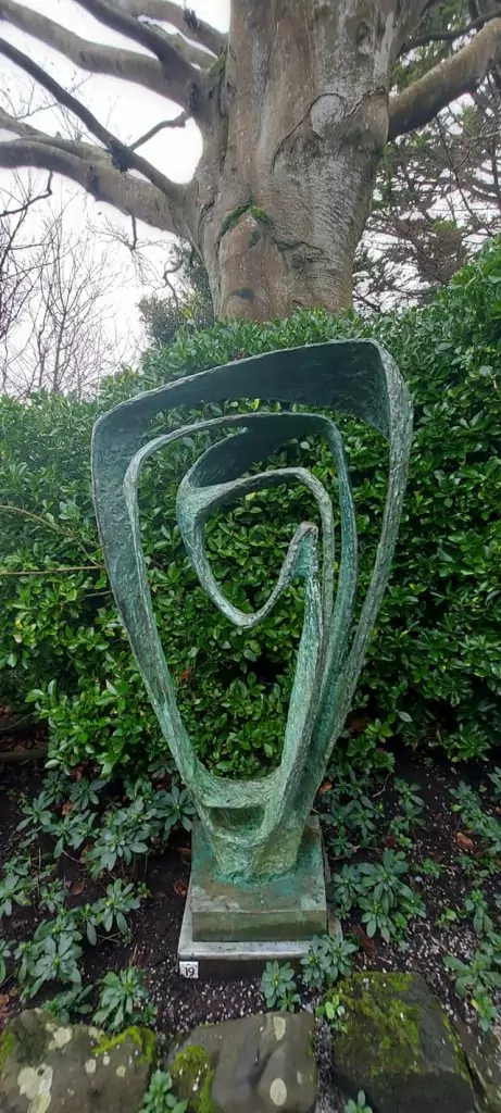 Barbara Hepworth sculpture outdoors