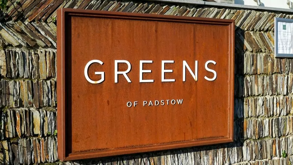 Greens of Padstow entry sign