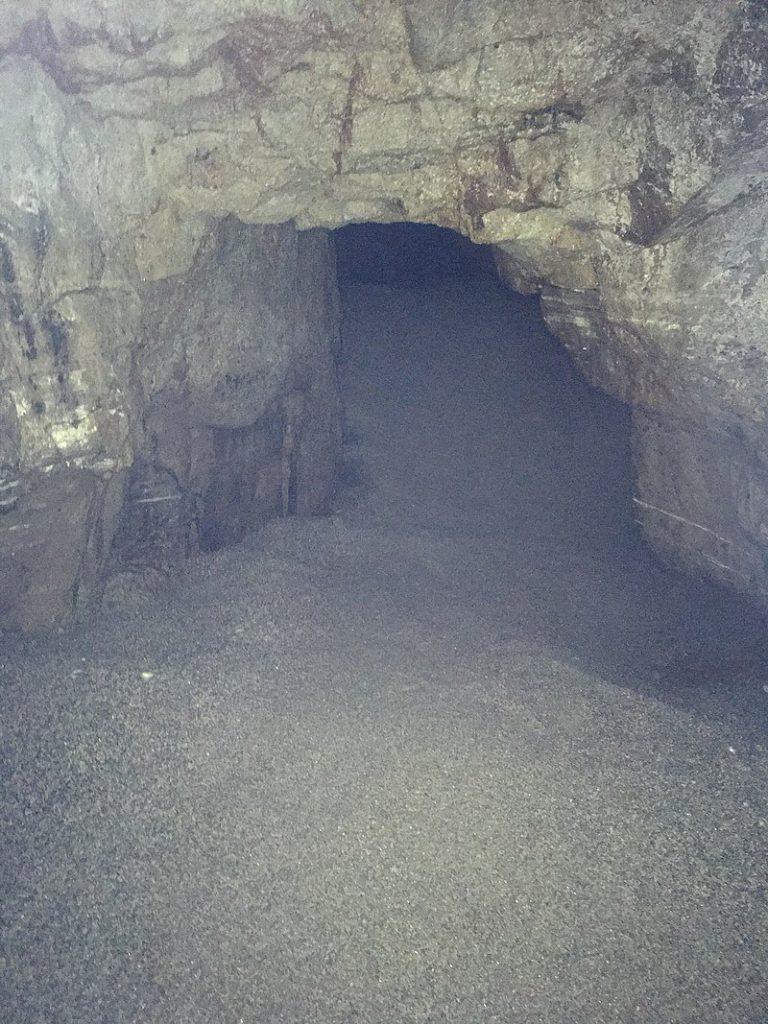 Piper’s Hole, Tresco - halfway through the cave